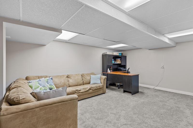 Building Photo - 12958 Ambois Dr