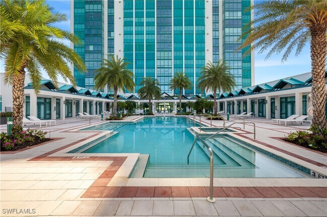 Building Photo - 7515 Pelican Bay Blvd