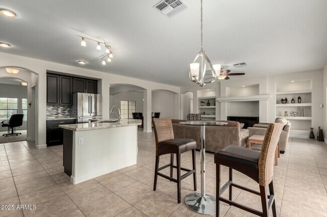 Building Photo - 9768 W Prospector Dr