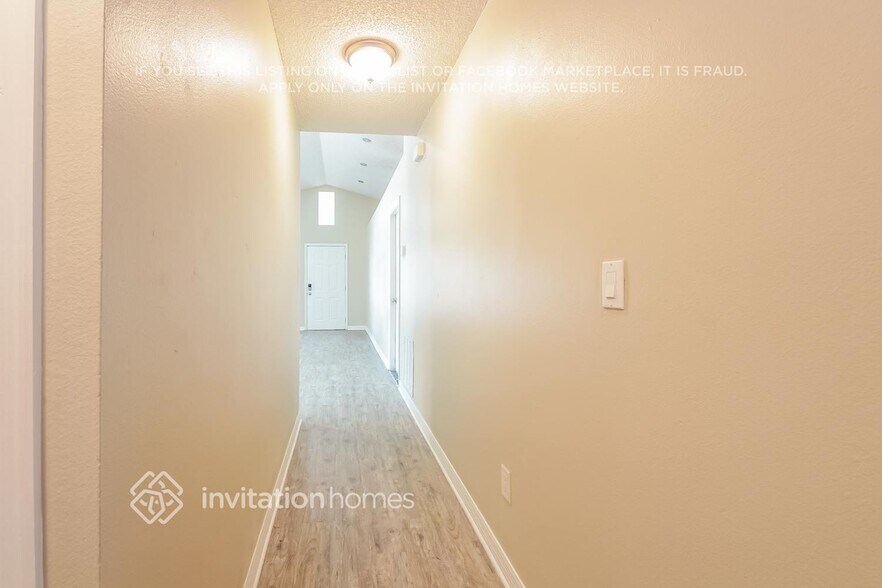 Building Photo - 1401 Brookebridge Dr