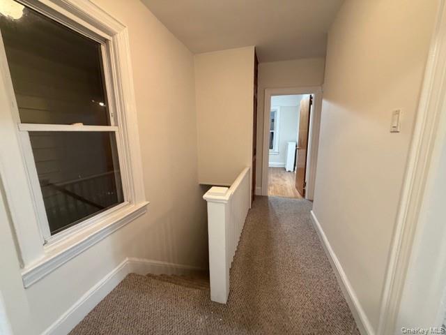 Building Photo - 1639 1/2 Pilgrim Ave