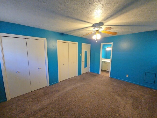 Building Photo - 1206 Crescent Blvd