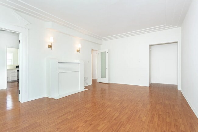 Building Photo - 8566 W Olympic Blvd