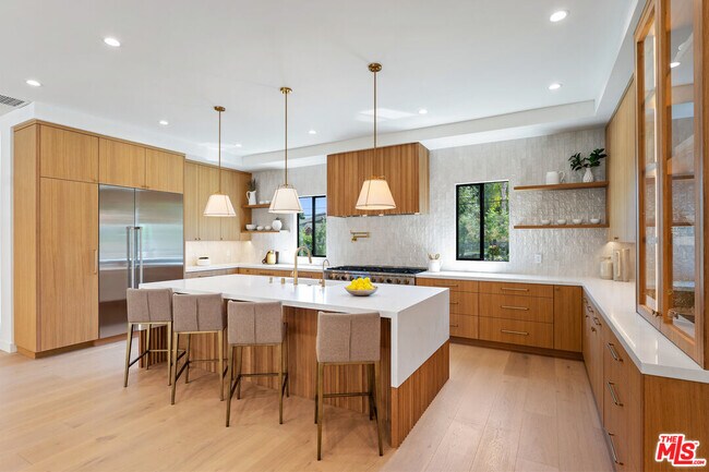 Building Photo - 20215 Lorenzana Dr