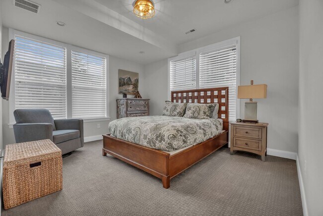Building Photo - Wasatch Springs Gem