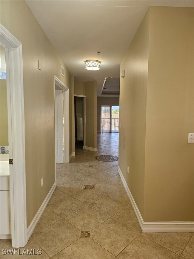 Building Photo - 7835 Regal Heron Cir