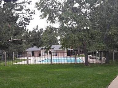 Building Photo - 5904 S Willow Way