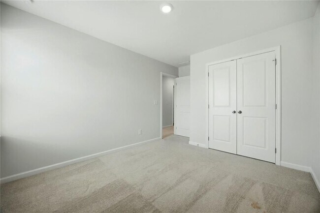 Building Photo - 111 Horned Owl Ave