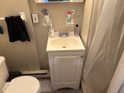 Building Photo - 22 Henchman St