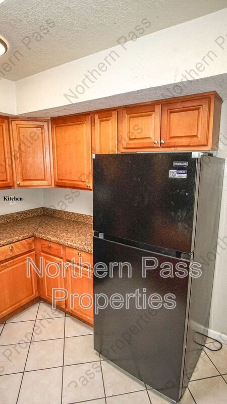 Building Photo - 244 Mardi Gras Dr