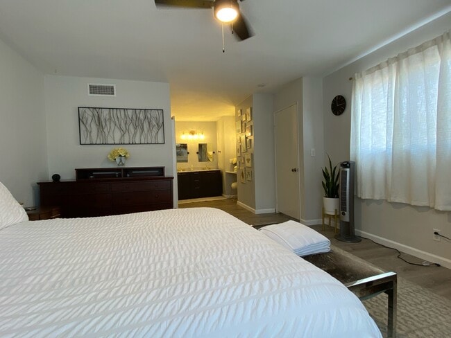 Building Photo - 28647 Vista Madera