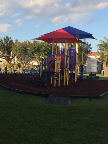 Building Photo - 13849 SW 275th Terrace