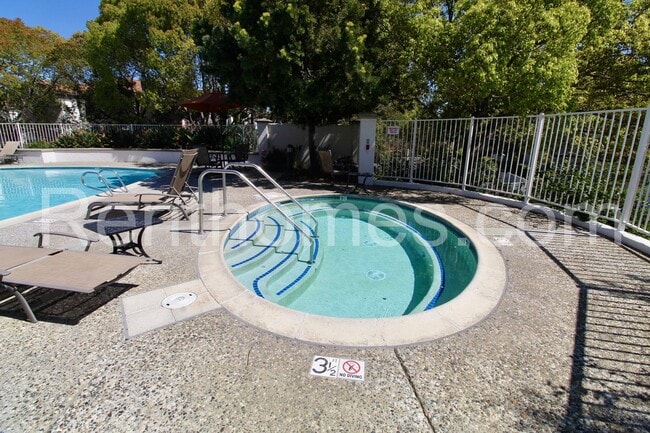 Building Photo - San Marcos, 1897 Matin Circle #217 - Great location! Close to shopping, restaurants, and easy acc...