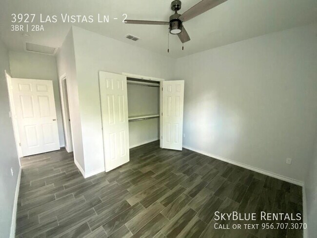 Building Photo - 3927 Las Vistas Ln