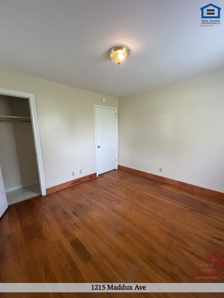 Building Photo - 1215 Maddux Ave
