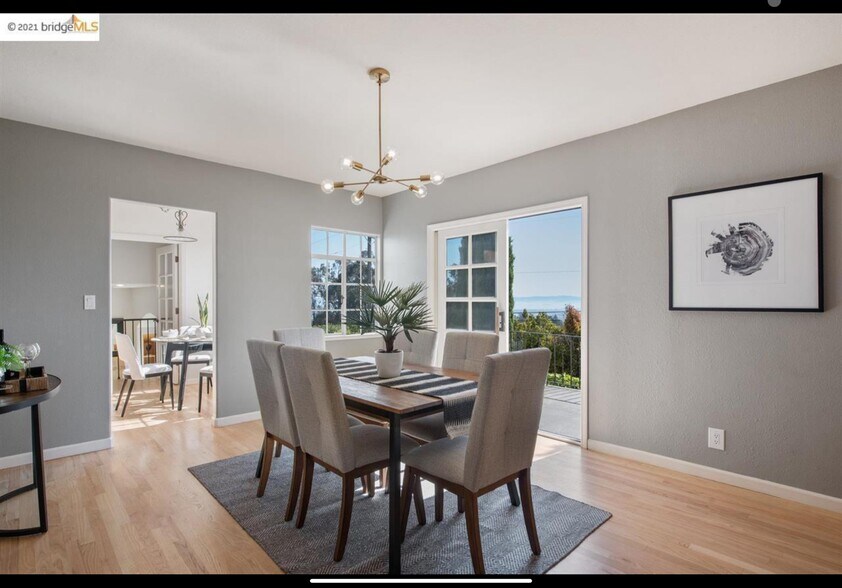 Dining room - 6344 Snake Rd
