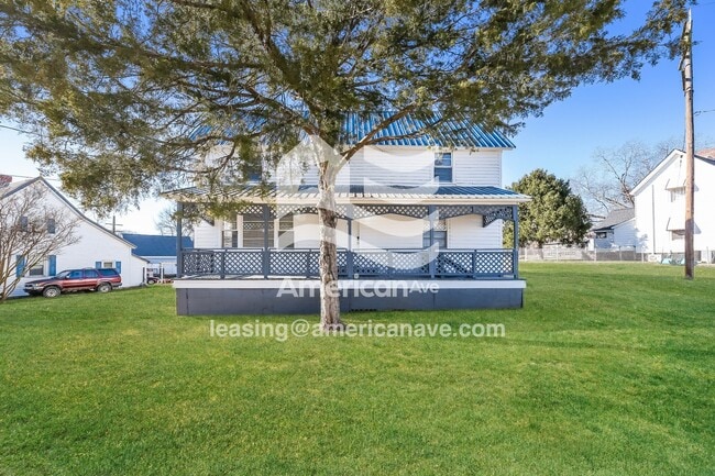 Building Photo - 24 Smythe St