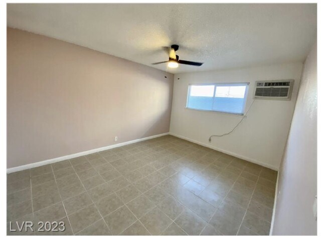 Building Photo - Adorable Newly Renovated 2 Bedroom 1 Bath ...