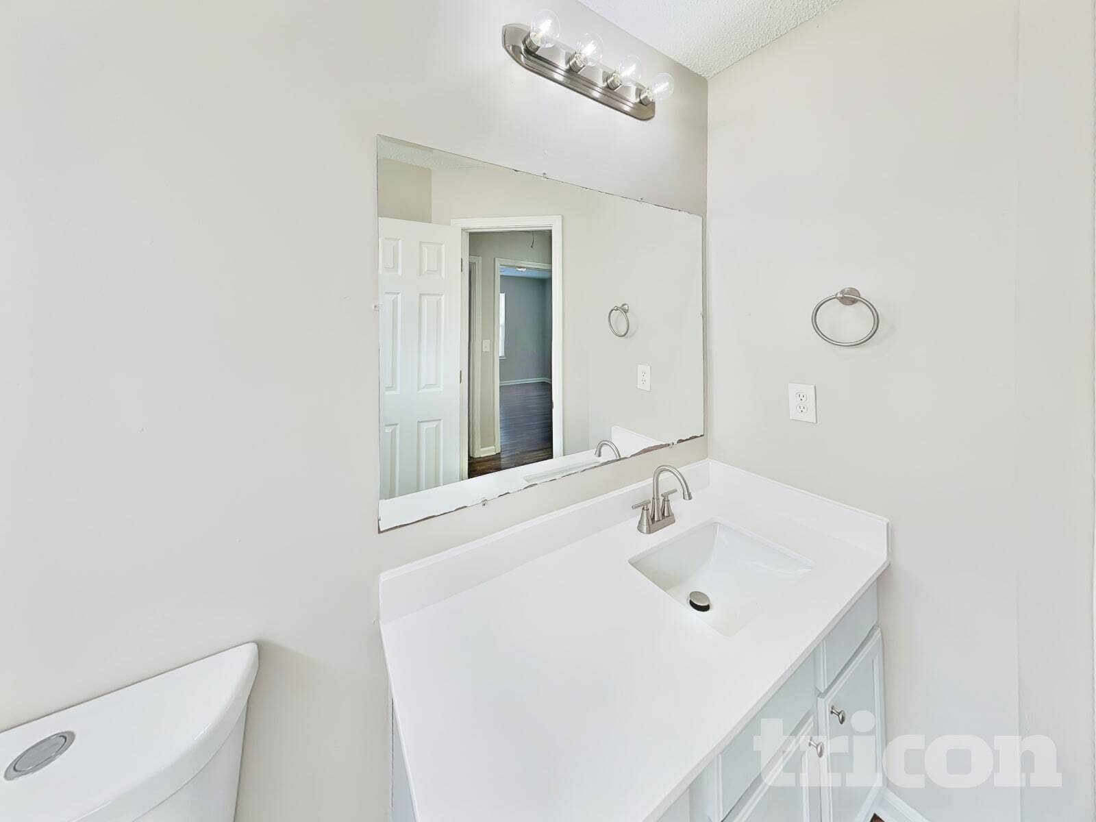 Building Photo - 2904 Westwinds Ct