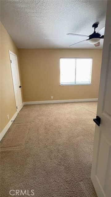 Building Photo - 22547 Cascade Dr