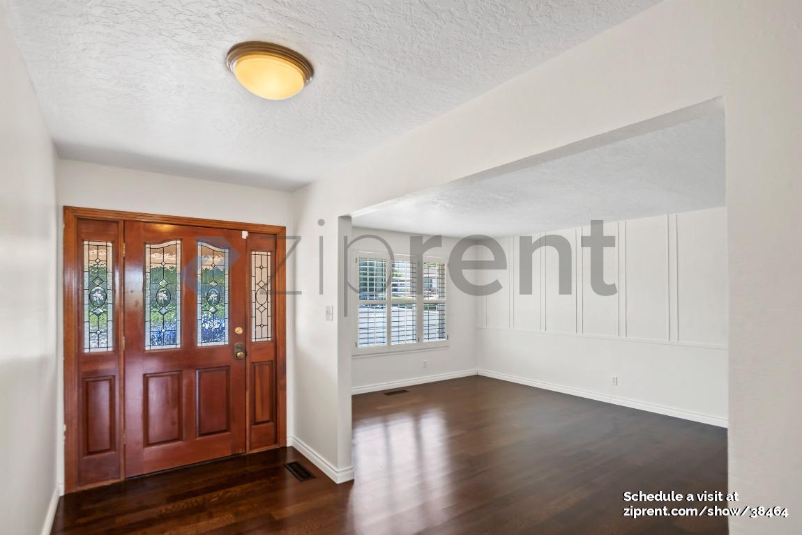 Building Photo - 307 Boulder Dr