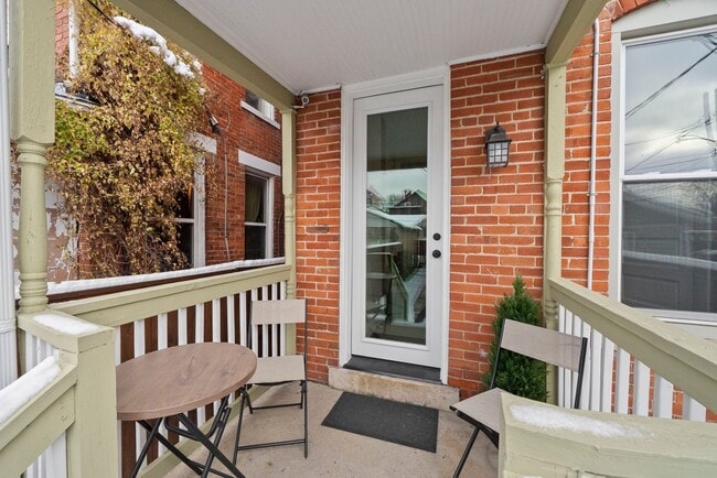 Building Photo - Executive Furnished Rental in Olde Towne East