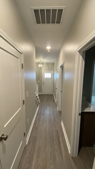 Building Photo - 155 Lincoln Place Cir