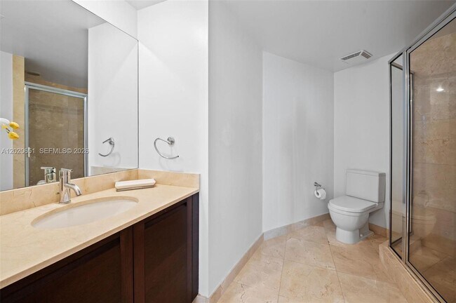 Building Photo - 200 Sunny Isles Blvd