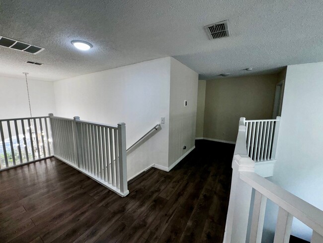 Building Photo - STUNNING Emerald Island Resort 5 bedroom 4...