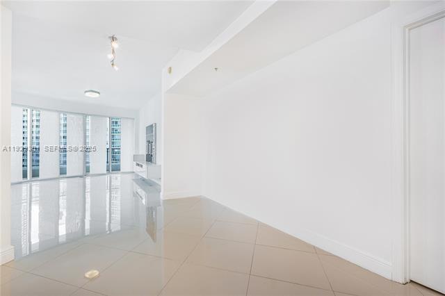 Building Photo - 60 SW 13th St