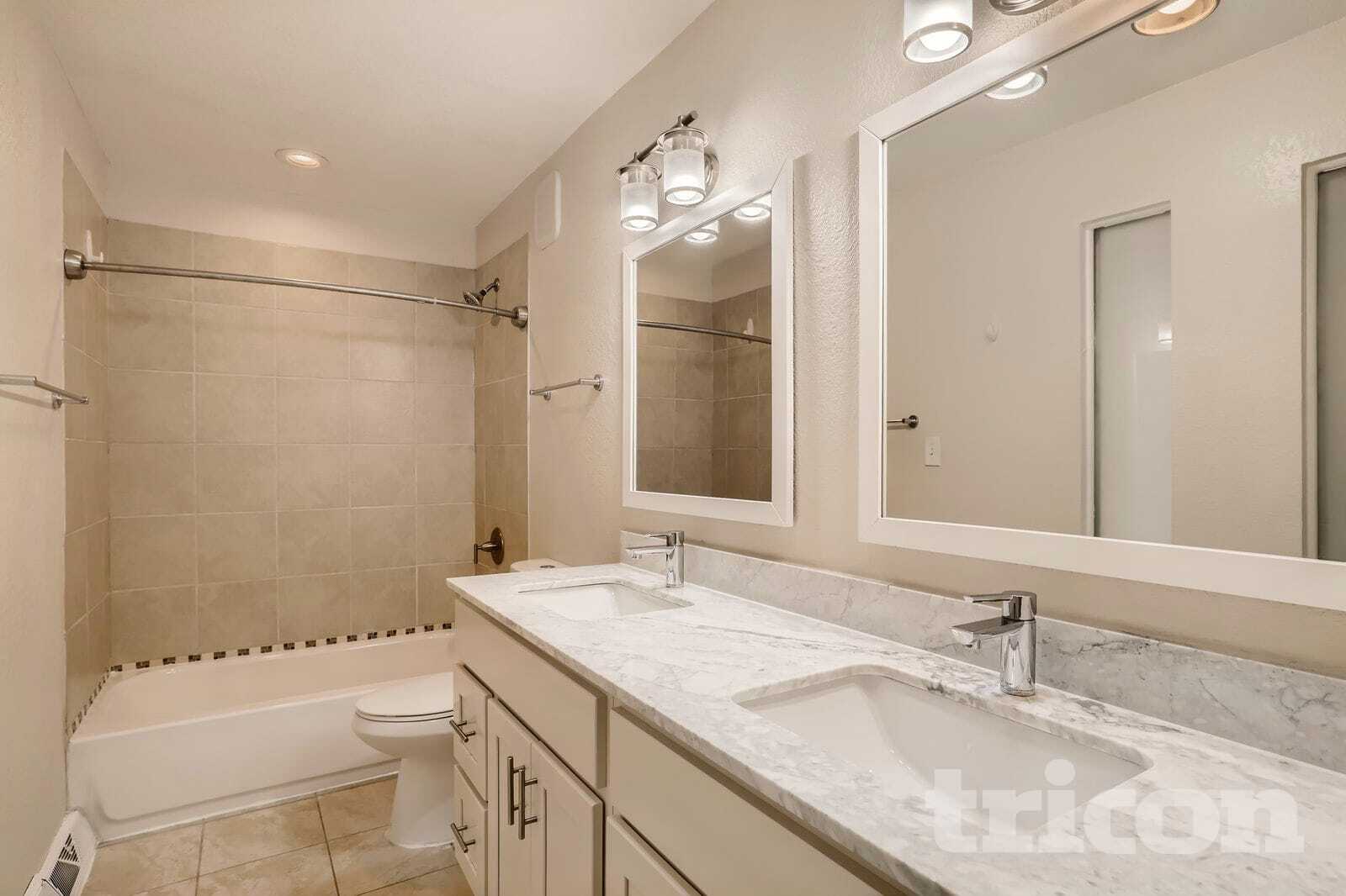 Building Photo - 895 S Garrison St