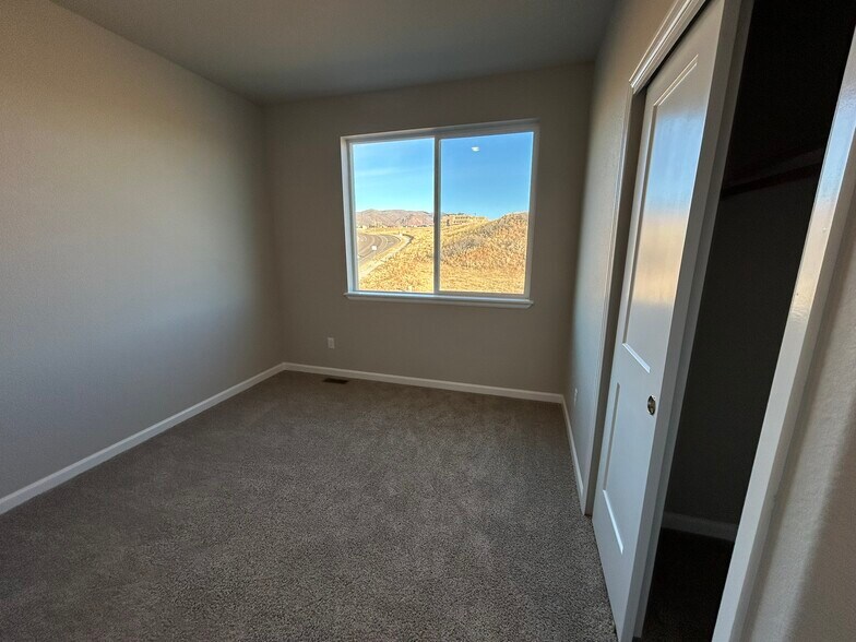 Building Photo - 2790 Soleil Hts