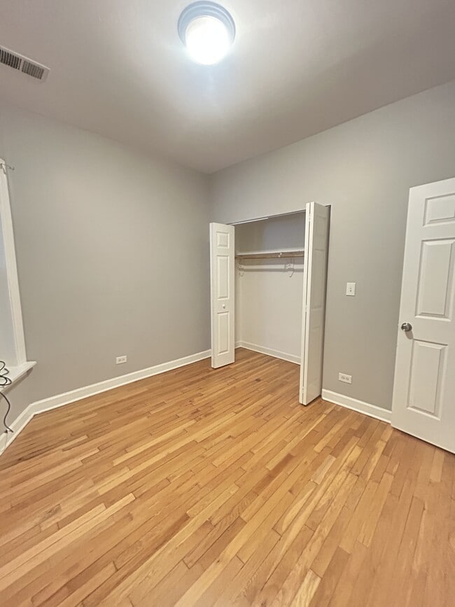 Building Photo - 505 E 44th St