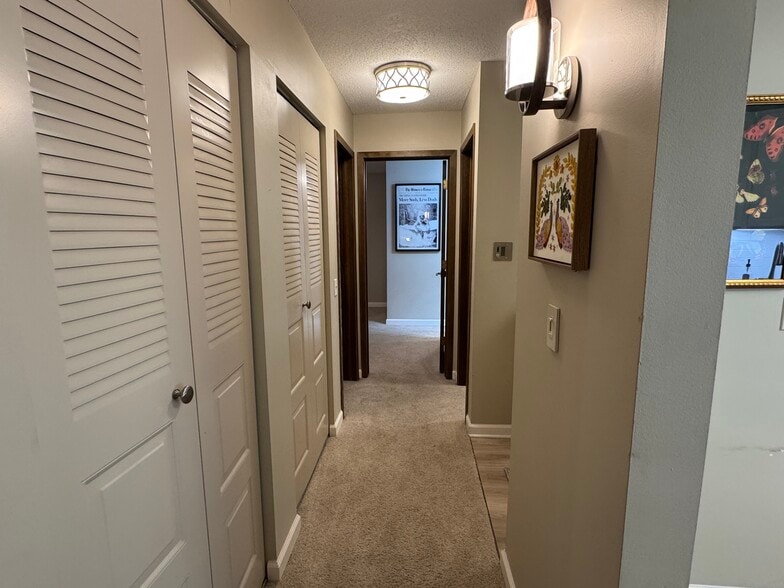 Hallway - 7500 Cahill Rd