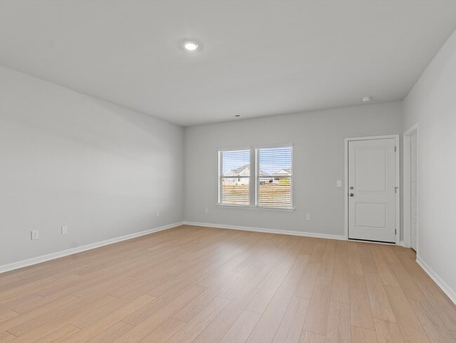 Building Photo - 137 Havner Dr