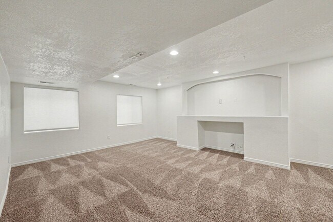 Building Photo - Beautiful home in Liberty Ranch