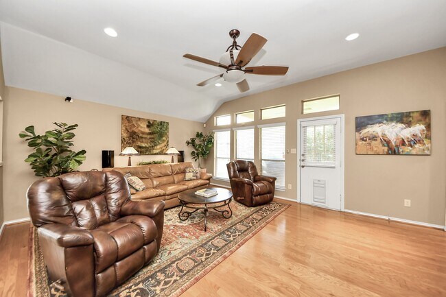 Building Photo - 28219 Crossprairie Dr