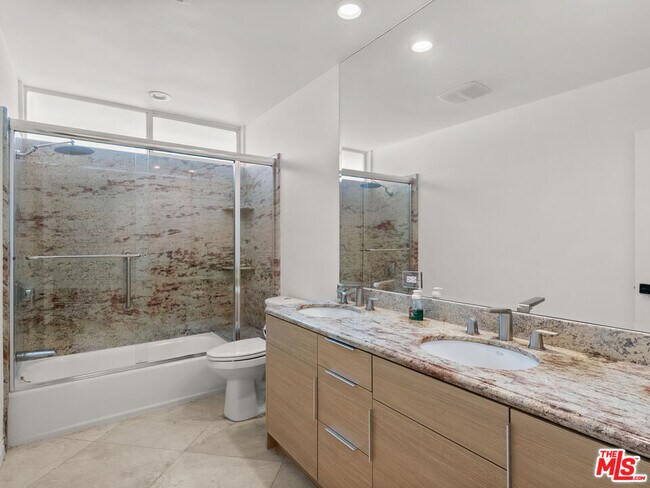 Building Photo - 9606 Arby Dr
