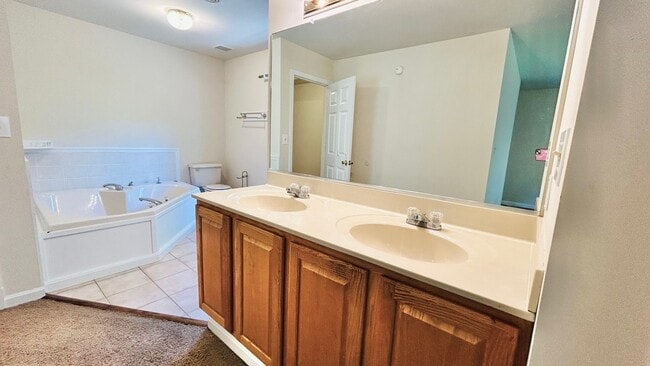 Building Photo - 8+ PRIVATE ACRES - KING GEORGE