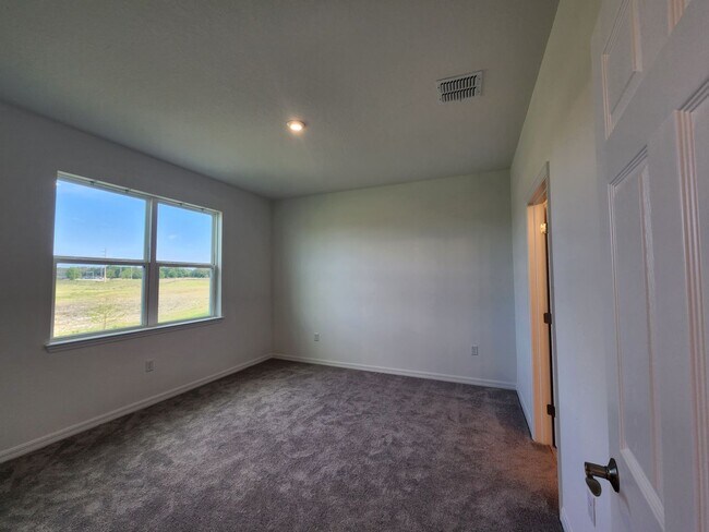master Bedroom - 33286 Country House Dr