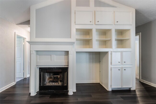 Building Photo - 12757 Lake Conroe Hills Dr