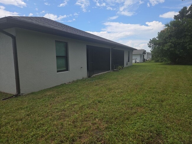 Building Photo - Duplex for rent