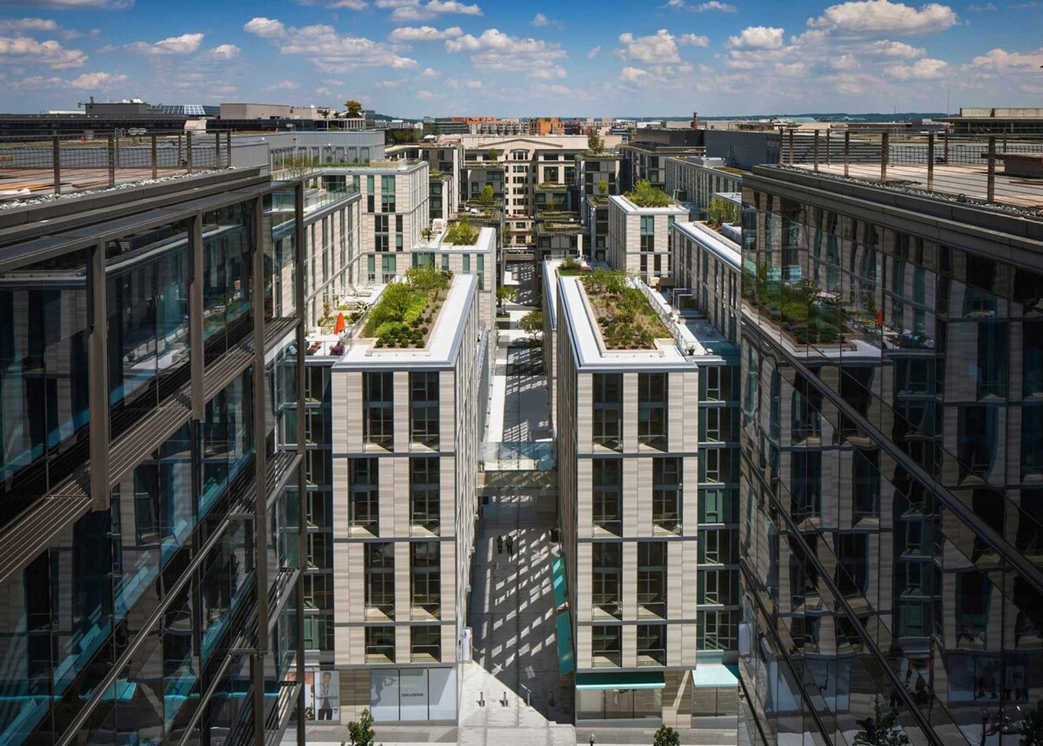 Building Photo - 900 10th St NW