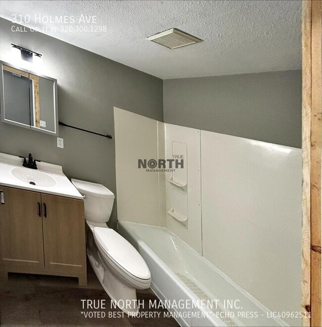 Building Photo - 310 Holmes Ave