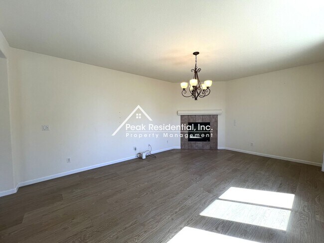 Building Photo - 8220 Sheldon Pl Dr