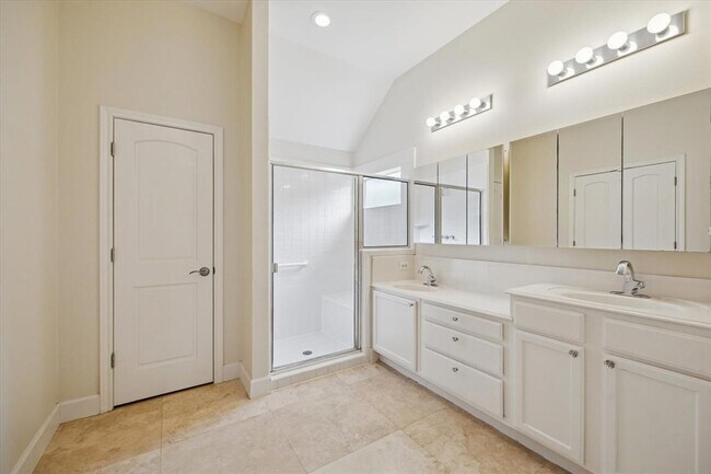 Building Photo - 1215 Campton Ct