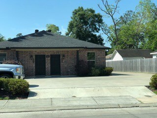 Primary Photo - 301 Cypress St