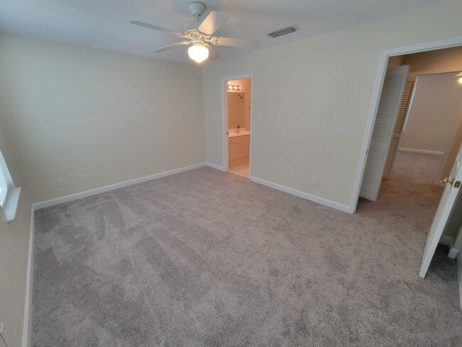Building Photo - 3974 Grove Park Dr