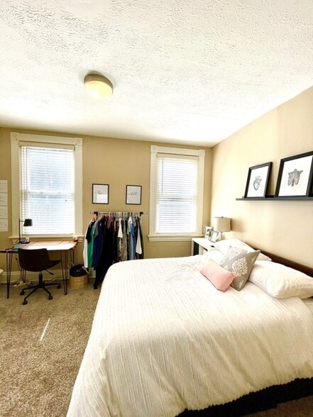 Bedroom 2 - 1026 Paradrome St