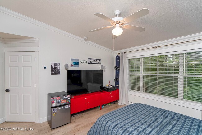 Building Photo - 37207 Harbour Vista Cir